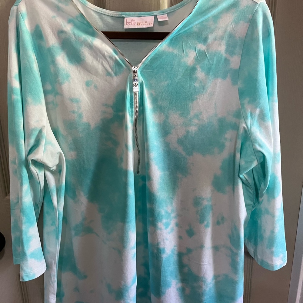 Front zip aqua tie dye top
